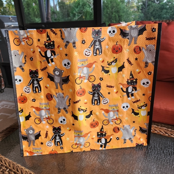 Halloween Pumpkins Cats Trick Or Treat Large Shopping Bag Tote New T.J. TJ Maxx. - Picture 1 of 11